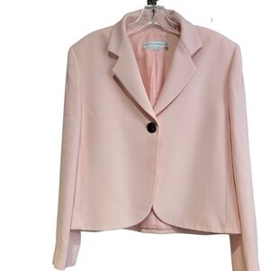 Blush Pink Suit Jacket with Notched Lapel and Streamlined Design, Size 10